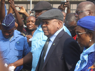 Etienne Tshisekedi, prsident de l'UDPS lors de son arrive le 27/07/2016  l'aroport international de Ndjili  Kinshasa en provenance de la Belgique pour des soins mdicaux.