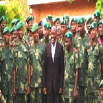 Joseph Kabila avec des officiers FARDC  Goma, au Nord-Kivu