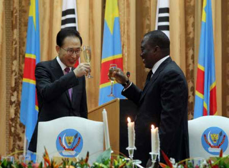Lee Myung-bak et Joseph Kabila  Kinshasa