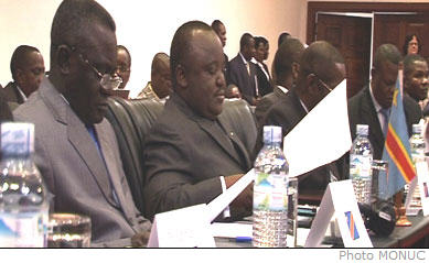 Les Ministres du Burundi, de la Rpublique Dmocratique du Congo, du Rwanda et de I'Ouganda, se sont runis dans le cadre de la Commission Conjointe de la Tripartite Plus,  Kampala, en Ouganda, du 15 au 17 septembre 2007. Le Gouvernement des Etats-Unis tait prsent en tant que facilitateur du processus de la Tripartite Plus.