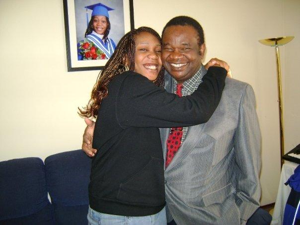Papa je t'aime, ta fille chrie Mama Mwilu Patricia Kumbakisaka.