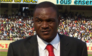 Le monde du football congolais est en deuil. Il vient de perdre un de ses grands techniciens en la personne de Bibey Mutombo Kalambayi. Il est décédé vendredi matin dans une polyclinique de Righini dans la commune de Lemba, rapporte radiookapi.net