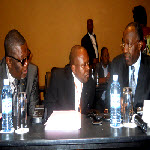 Charles Okoto, abbé Malu Malu et Raymond Tshibanda aux pourparlers de Kampala