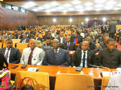 L'Assistance à l'ouverture de la session parlementaire ordinaire le 15/03/2014 au palais du peuple de Kinshasa.