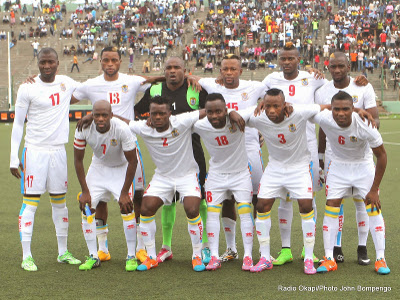 L'équipe de Léopards de la RDC le 19/11/2014 au stade Tata Raphaël à Kinshasa lors du match contre les onze nationales de la Sierra Leone