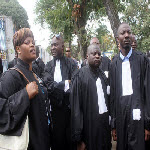 Des magistrats, lors d?un sit-in devant la primature le 30/08/2011 à Kinshasa