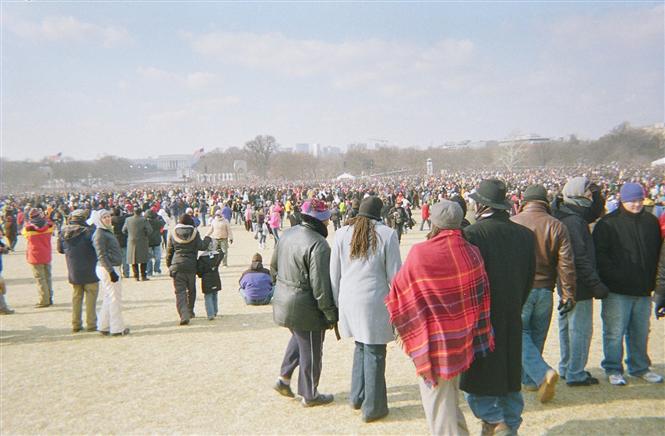 2.000.000 de personnes assistent à l'inauguration historique du Président Barack Obama au National Mall à Washington, DC. 
