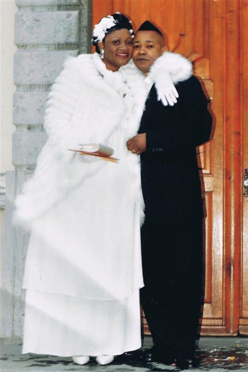 Ridjana et Maria kitoko dans leur mariage.Tour de peiz canton de vaud/suisse.Mariage de l'année 2009.